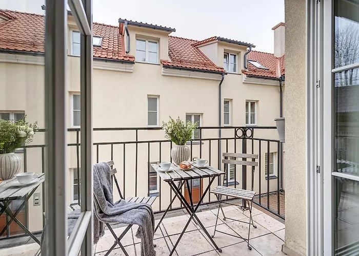 Cohost I Bright W-balcony I Self Check In I Next To Mo Museum *