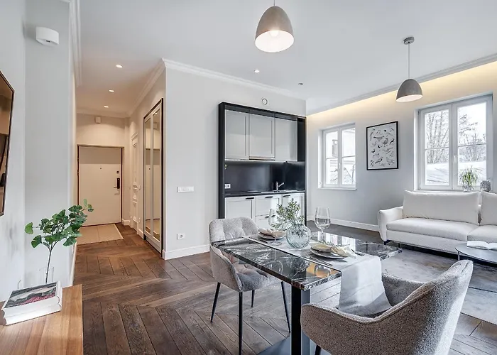 公寓 Cohost I Bright W-balcony I Self Check In I Next To Mo Museum 维尔纽斯