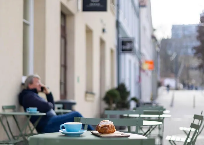 Cohost I Bright W-balcony I Self Check In I Next To Mo Museum *