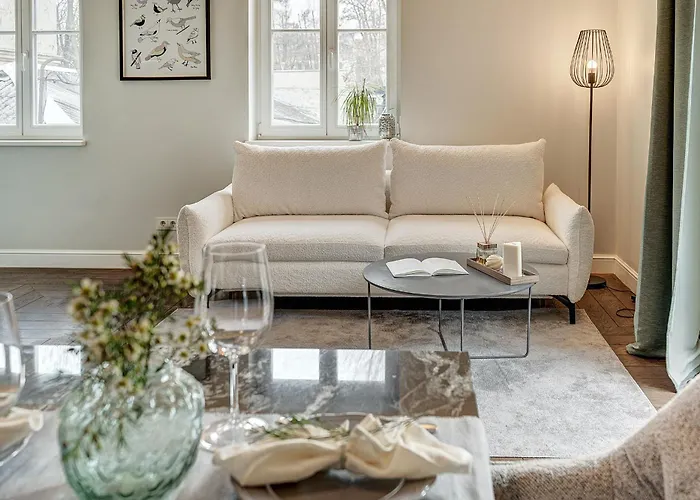 公寓 Cohost I Bright W-balcony I Self Check In I Next To Mo Museum *