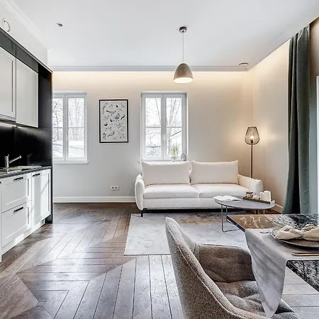 公寓 Cohost I Bright W-balcony I Self Check In I Next To Mo Museum