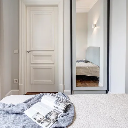 公寓 Cohost I Bright W-balcony I Self Check In I Next To Mo Museum 维尔纽斯