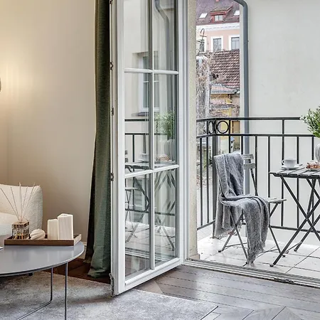 Cohost I Bright W-balcony I Self Check In I Next To Mo Museum *