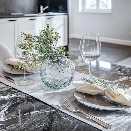 Cohost I Bright W-balcony I Self Check In I Next To Mo Museum *