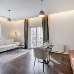 Apartment Cohost I Bright W-balcony I Self Check In I Next To Mo Museum Vilnius